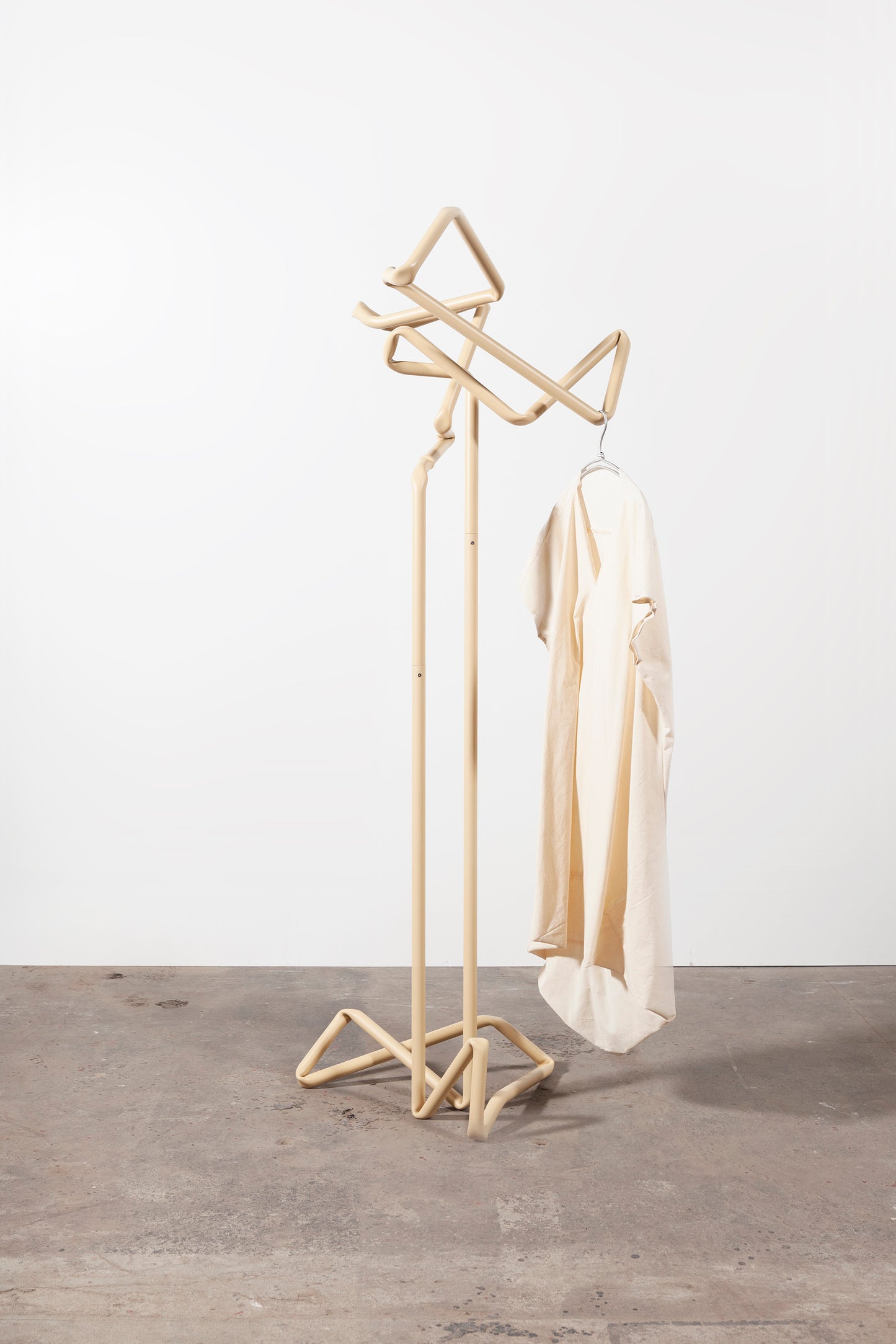 Bavette coat rack (beige matte, sample sale)